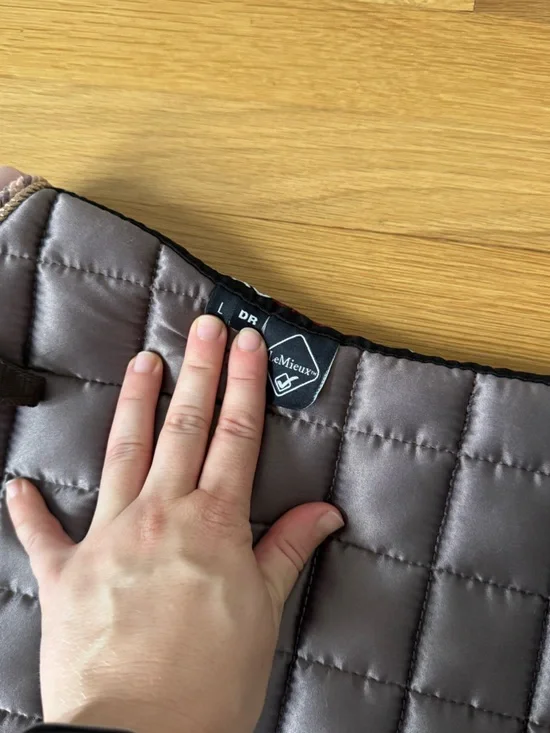 Lemieux Loire Truffle Saddle pad + Bonnet - Picture 2 of 5